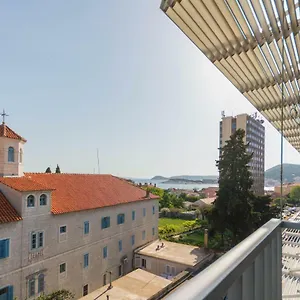  Appartement Luxury Lucy In Center With Amazing Sea-view